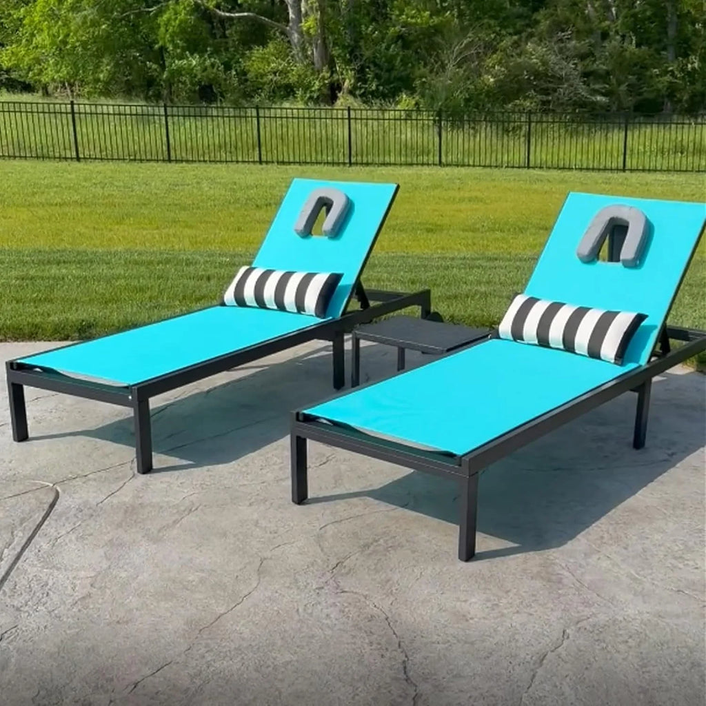 PURPLE LEAF Patio Tanning Lounge Chair Set with Face Down Hole Outdoor Aluminum Adjustable Reclining Chairs Wheels Pillows and Table for Poolside Beach Sunbathing Lounger, Beige