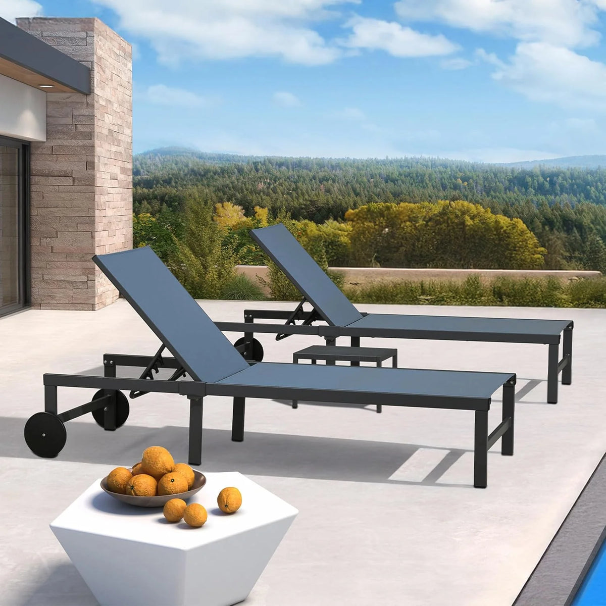 PURPLE LEAF Patio Tanning Lounge Chair Set with Face Down Hole Outdoor Aluminum Adjustable Reclining Chairs Wheels Pillows and Table for Poolside Beach Sunbathing Lounger, Beige